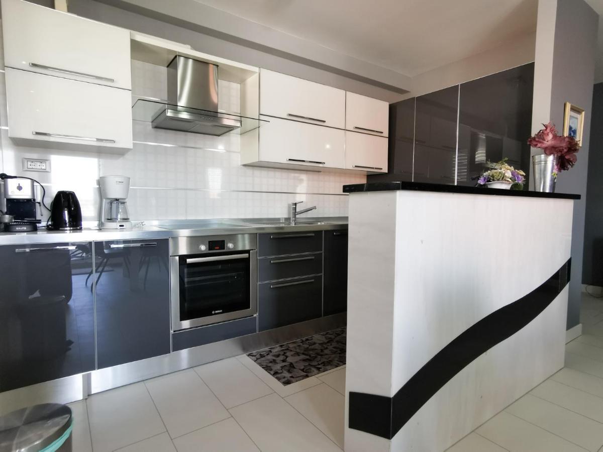 Veduta Luxury Lejlighed